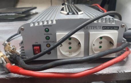 Omvormer /lader 1000W